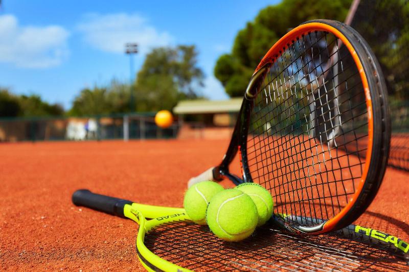 Отель Sirens Beach & Village