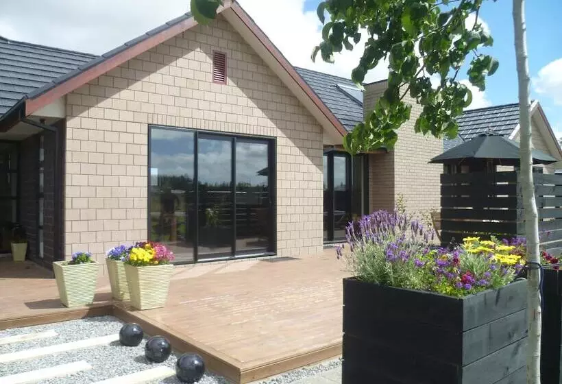 Hotelli West Melton Bed And Breakfast