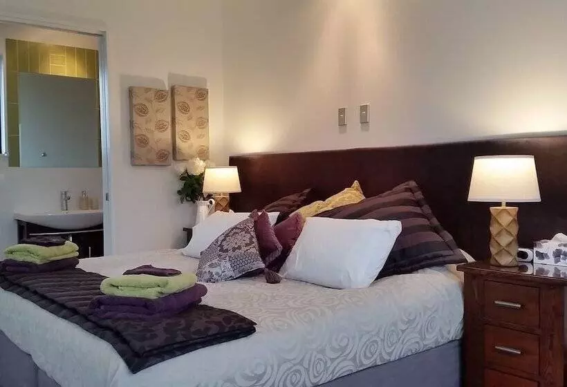 Hotelli West Melton Bed And Breakfast