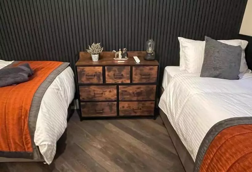 پانسیون Anfield Place To Stay