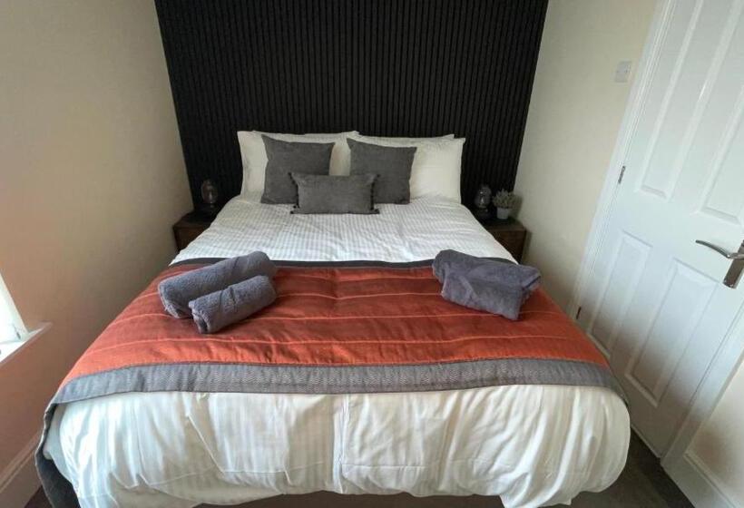 膳宿费 Anfield Place To Stay