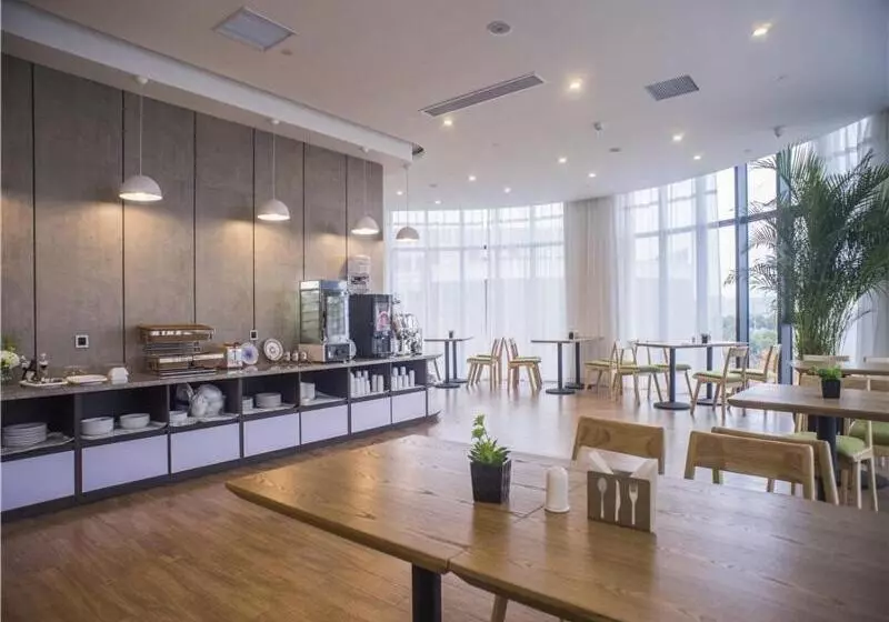 Hotelli Greentree Inn Suzhou Kunshan Dongcheng Road International Exhibition Express