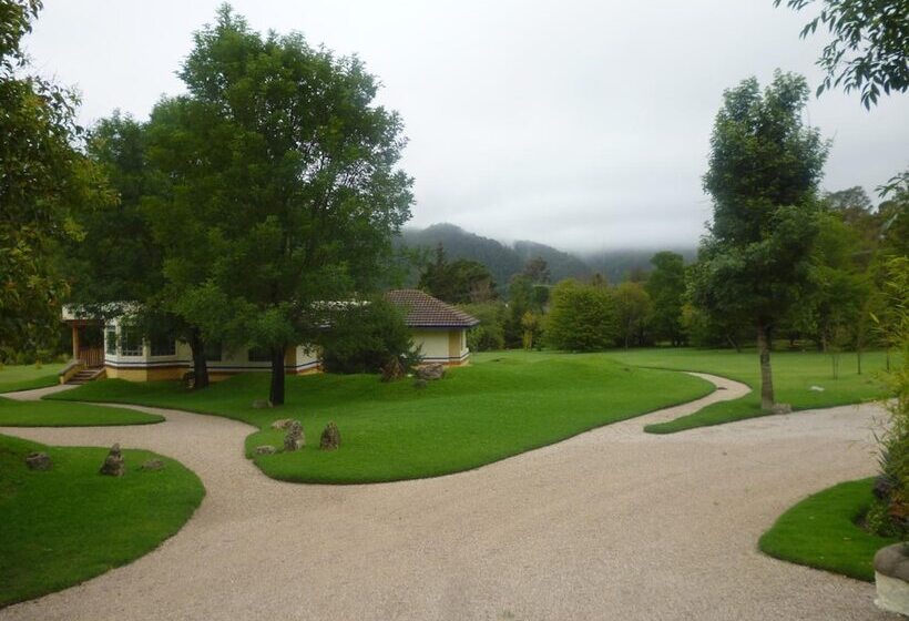 Bosques Del Sol Suites