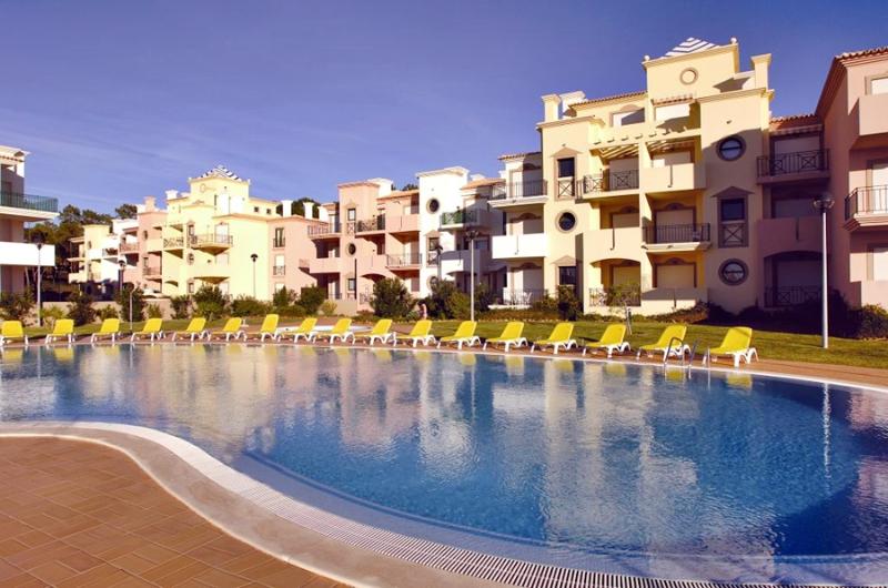 Eden Village Apartamentos