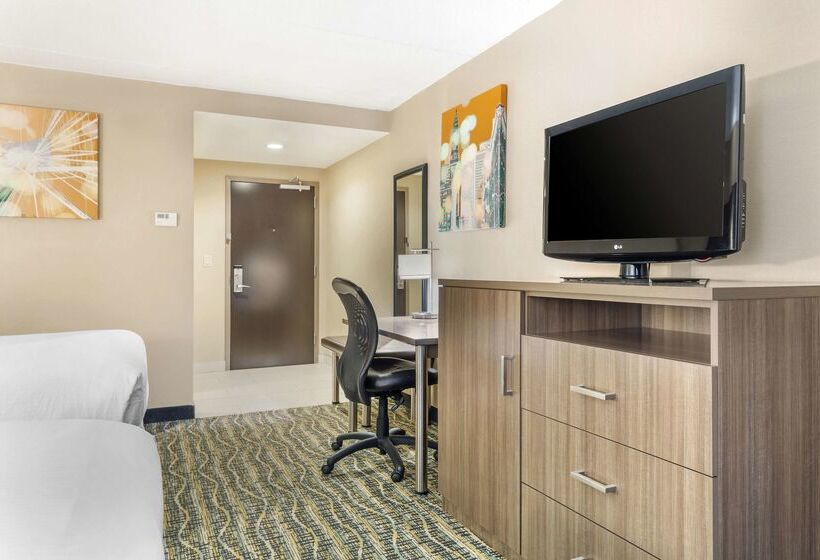 בית מלון כפרי Best Western Plus New Englander