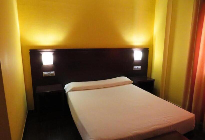 בית מלון כפרי Euba