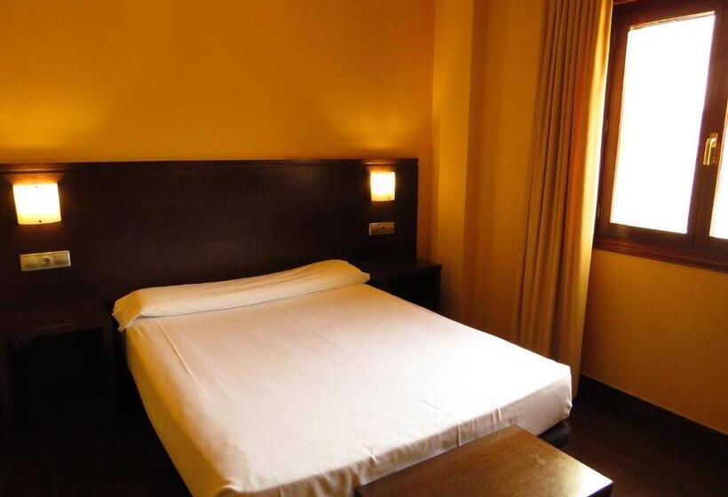 בית מלון כפרי Euba