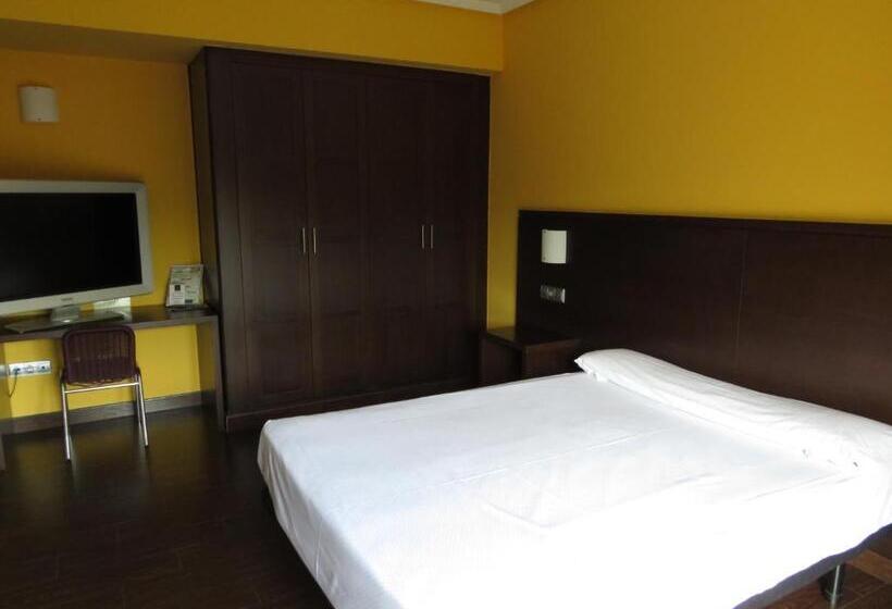 בית מלון כפרי Euba