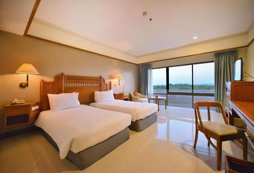 Отель Loei Palace