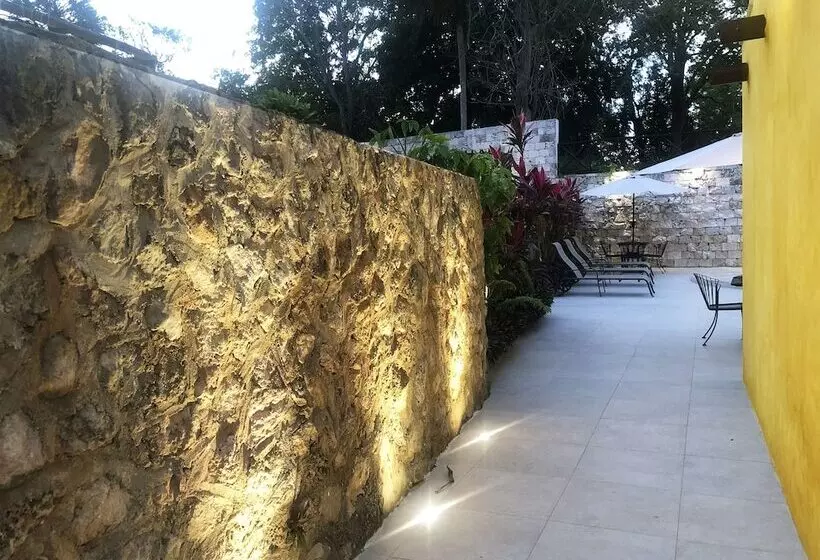 هتل Rinconada Del Convento