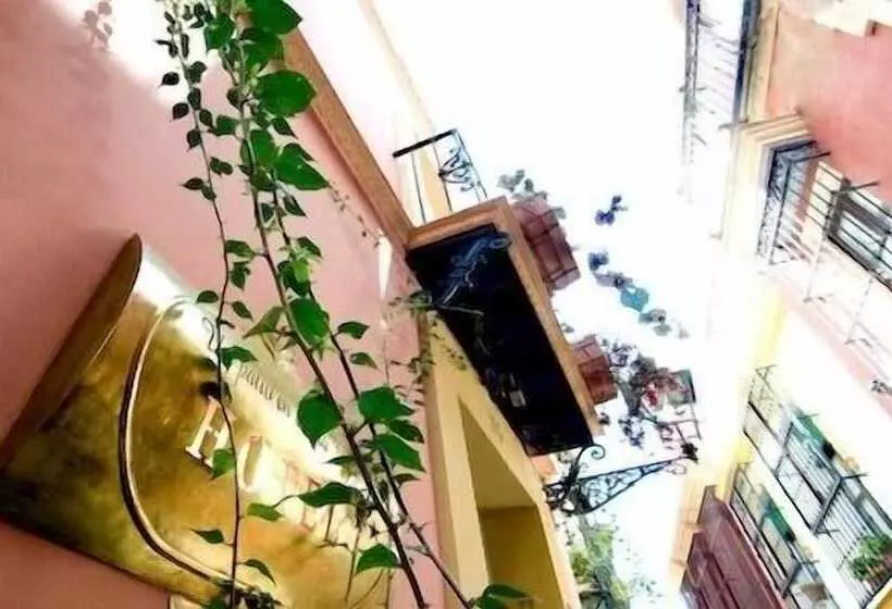 هتل Un Patio En Santa Cruz