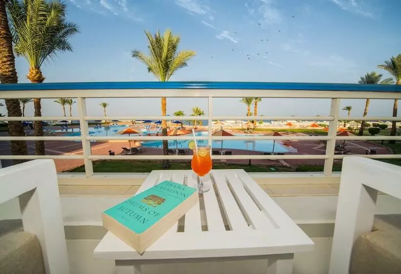 Renaissance Sharm El Sheikh Golden View Beach Resort