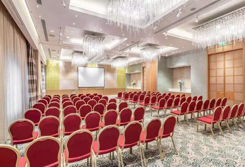 Swissotel Krasnye Holmy Moscow