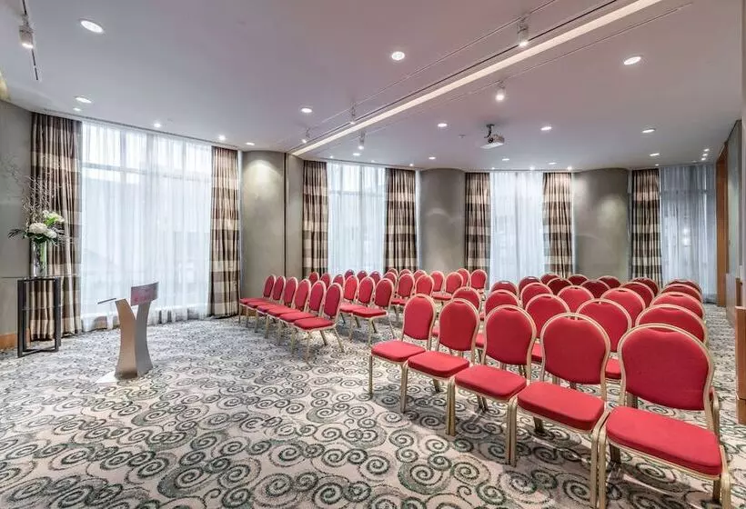 Swissotel Krasnye Holmy Moscow