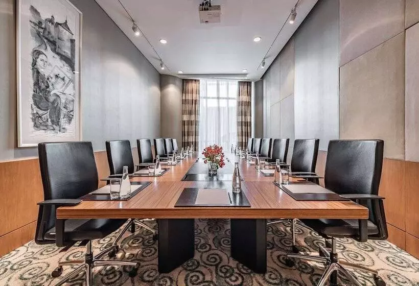 Swissotel Krasnye Holmy Moscow