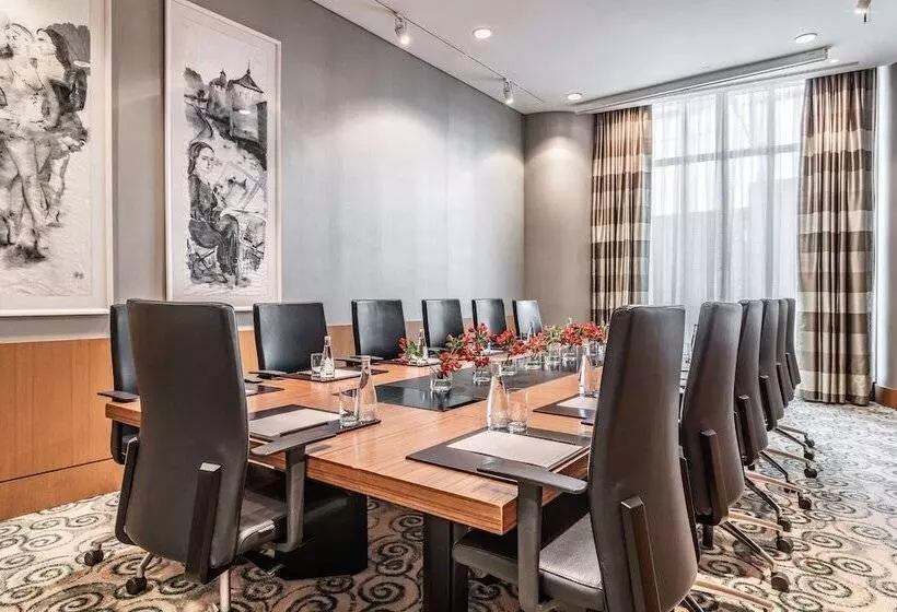 Swissotel Krasnye Holmy Moscow