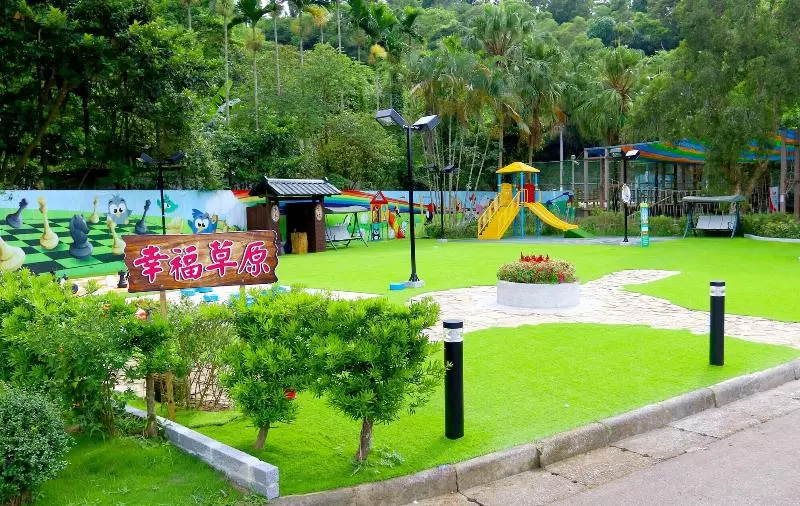هتل Uni Resort Mawutu
