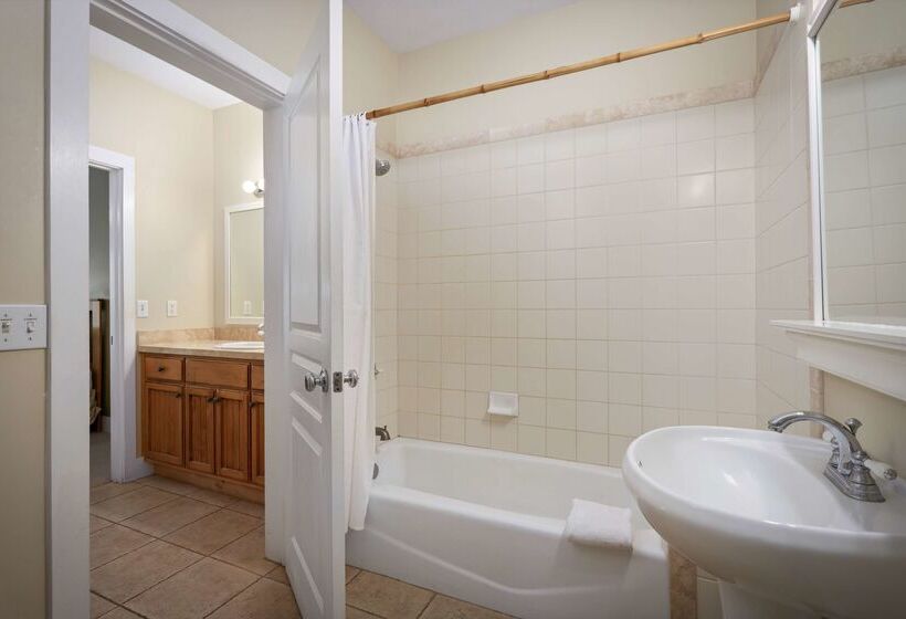 リゾートホテル Aston At Poipu Kai