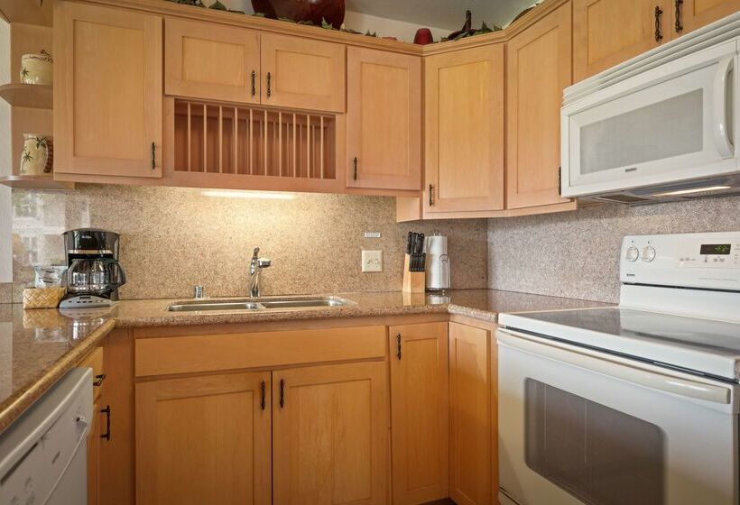 リゾートホテル Aston At Poipu Kai