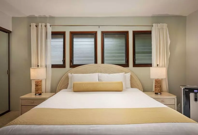 Курорт Aston At Poipu Kai