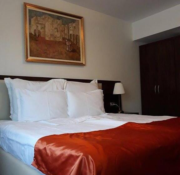 هتل семеен хотел анна кристина