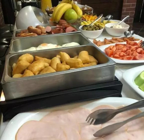 فندق семеен хотел анна кристина