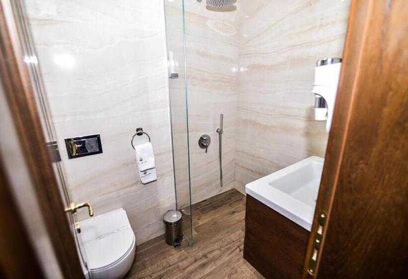 هتل семеен хотел анна кристина