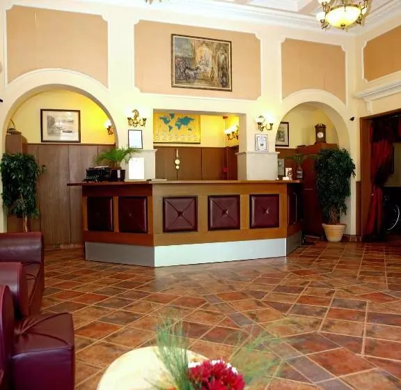 فندق семеен хотел анна кристина