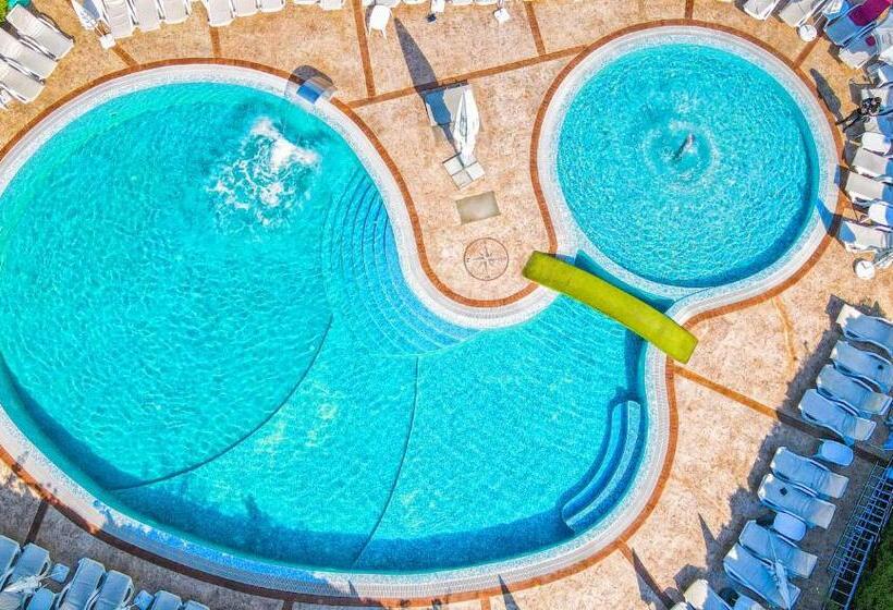 هتل семеен хотел анна кристина