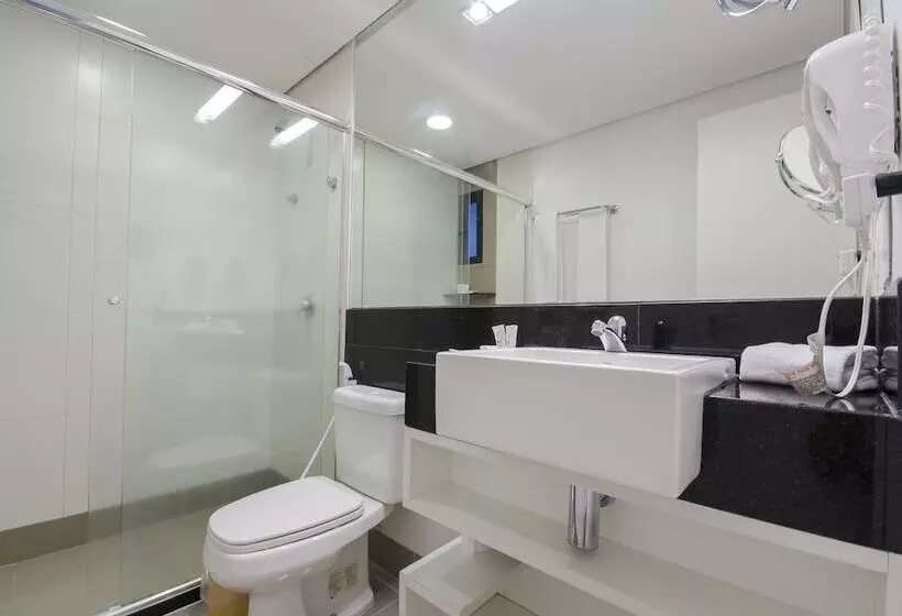 Отель Adrianopolis All Suites