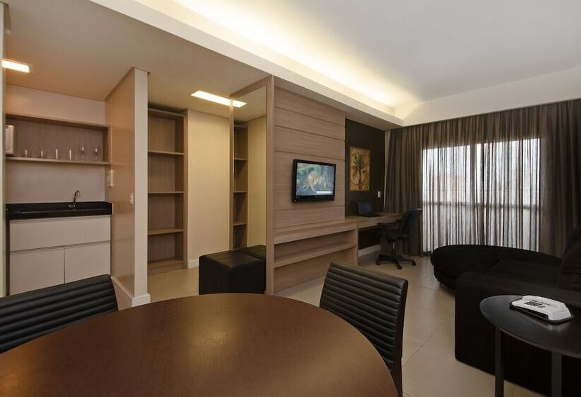 Hotel Adrianopolis All Suites