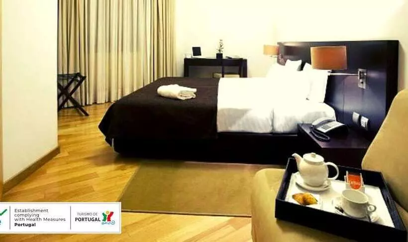 Отель Conde De Agueda