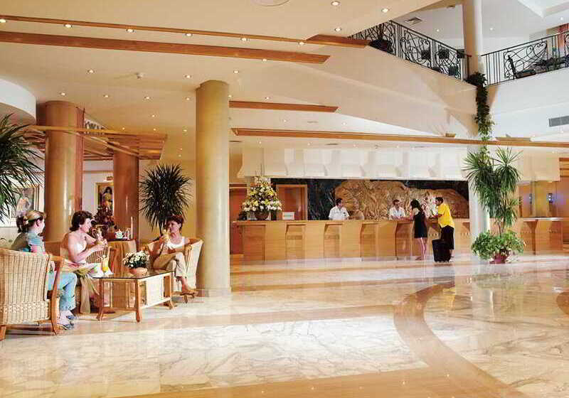 هتل Coral Beach Resort Tiran