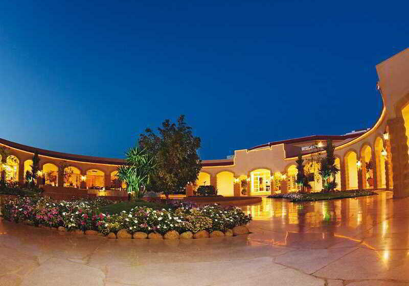 هتل Coral Beach Resort Tiran