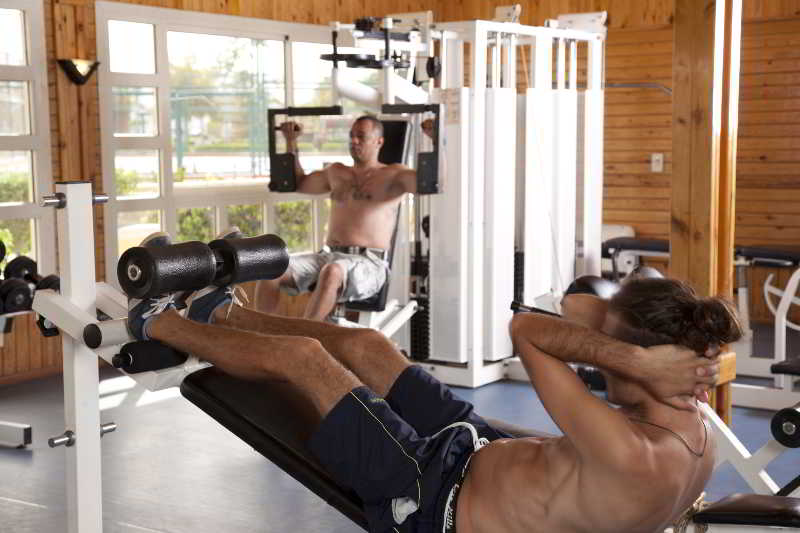 هتل Coral Beach Resort Tiran