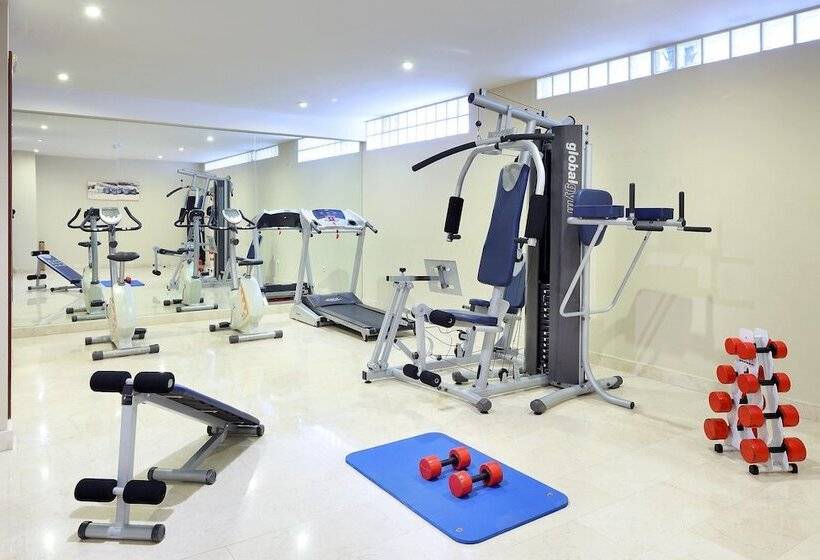 فندق Eurostars Plaza Acueducto