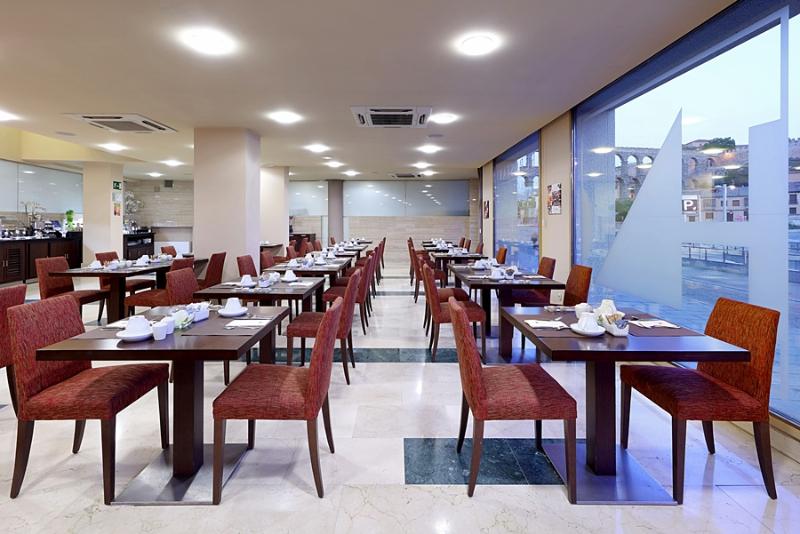 فندق Eurostars Plaza Acueducto