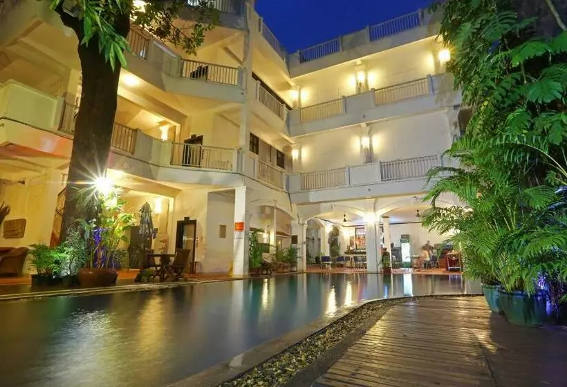 ホテル Grand Sunset Angkor