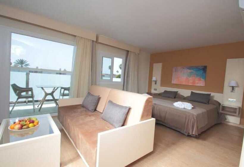 HL Suite Nardos Adults Only