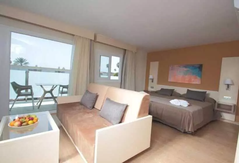 HL Suite Nardos Adults Only