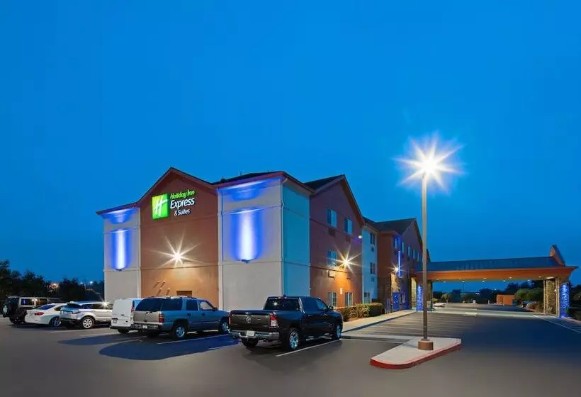 호텔 Holiday Inn Express & Suites Watsonville, An Ihg