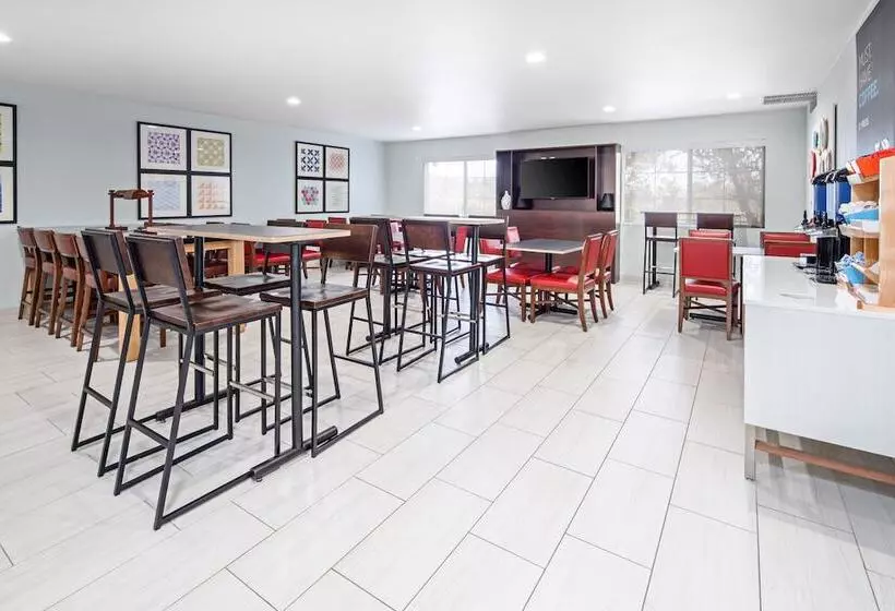 호텔 Holiday Inn Express & Suites Watsonville, An Ihg