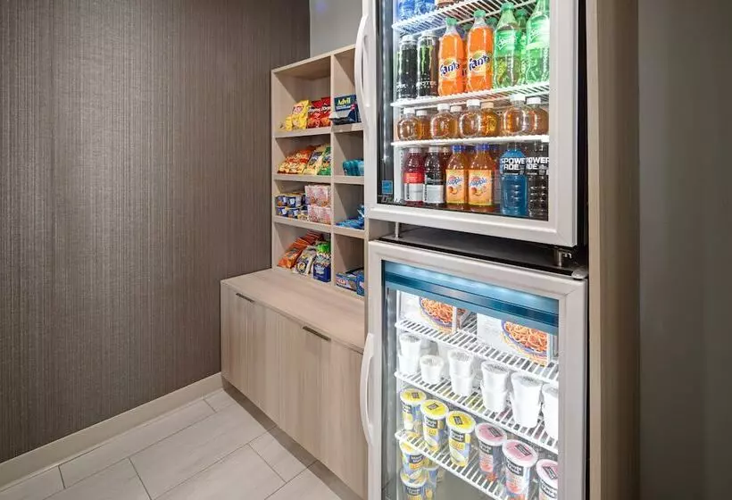 호텔 Holiday Inn Express & Suites Watsonville, An Ihg