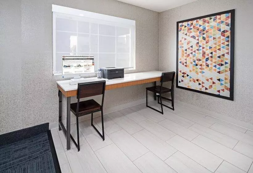 호텔 Holiday Inn Express & Suites Watsonville, An Ihg