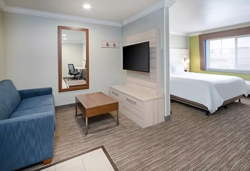 호텔 Holiday Inn Express & Suites Watsonville, An Ihg