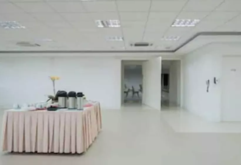 Отель Matiz Jaguariuna