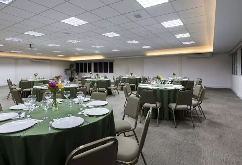 Отель Matiz Jaguariuna