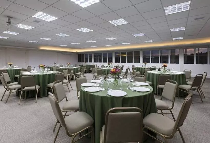 Отель Matiz Jaguariuna