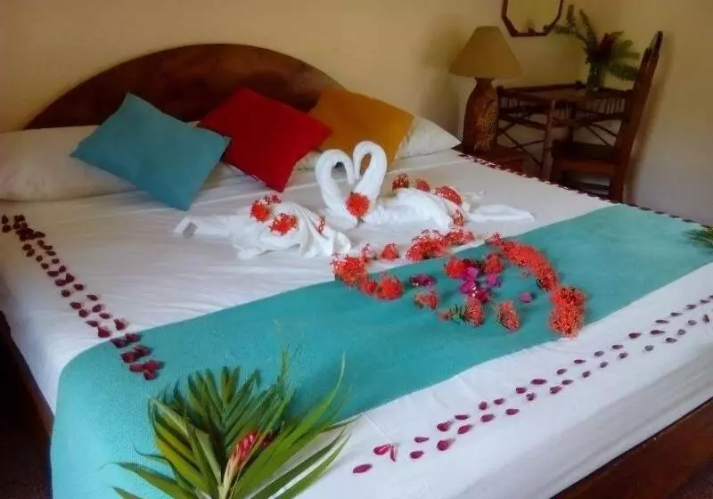 فندق Samara Beach