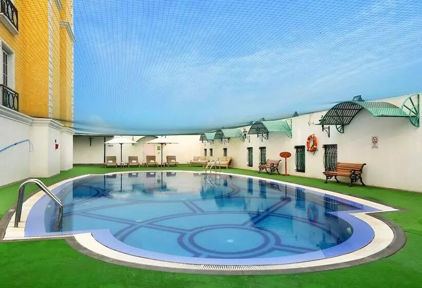 호텔 The Residency Towers